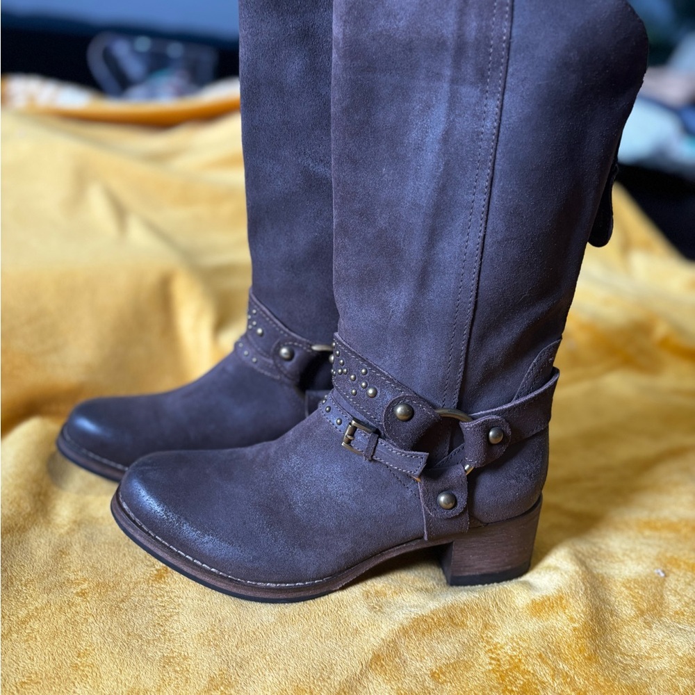Johnston & Murphy Dark Brown Heeled Boots